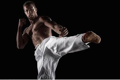 传言称《战争机器》三部曲合集将同步登陆PS5平台